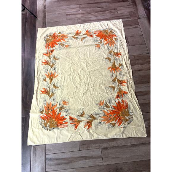 VTG Vera Neumann Tablecloth Gold Orange Floral Print 50x65 Rectangular 70s - Picture 1 of 10